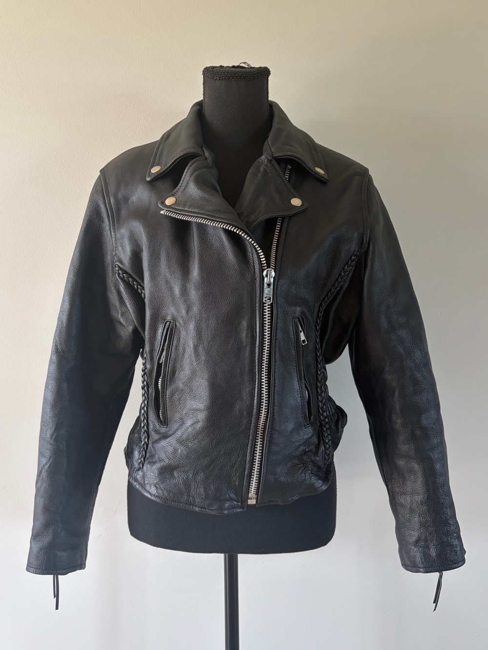 Women’s Vintage Screaming Eagle Classic Black Leather Biker Jacket size M